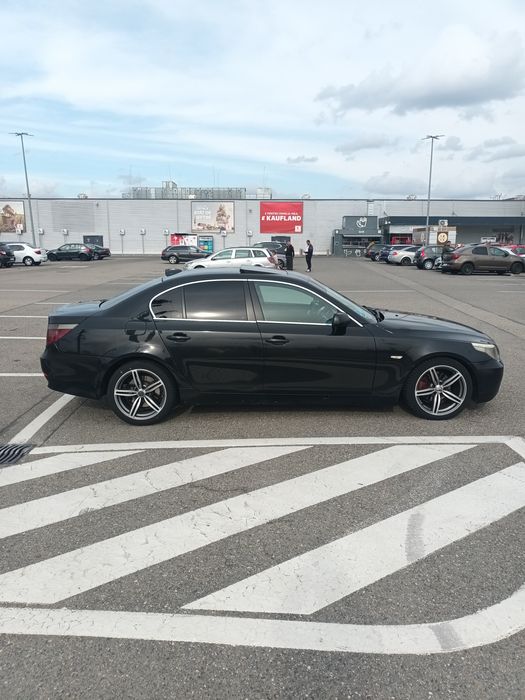 BMW Seria 5 E60 525D 2005  AUTOMAT 177 Cp