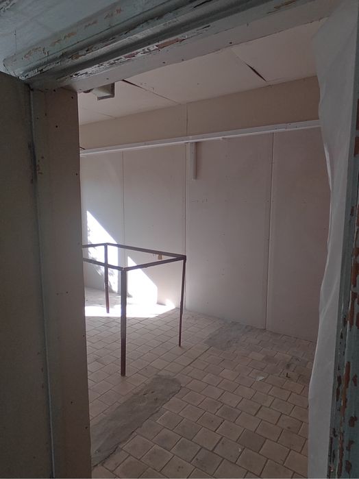 Сдается коммерчекое помещение 200 кв м