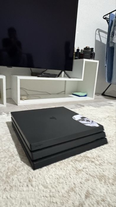 PlayStation 4 Pro цена 135к торг есть