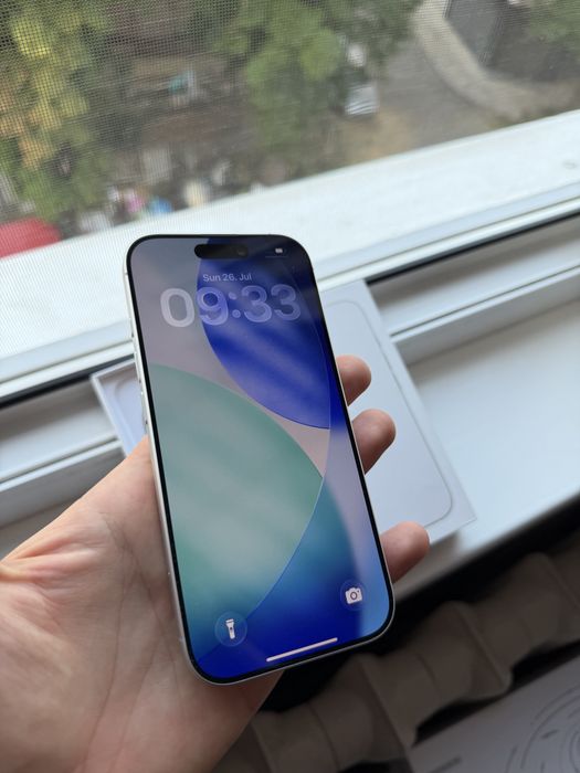 iPhone 17 Бял 256Gb