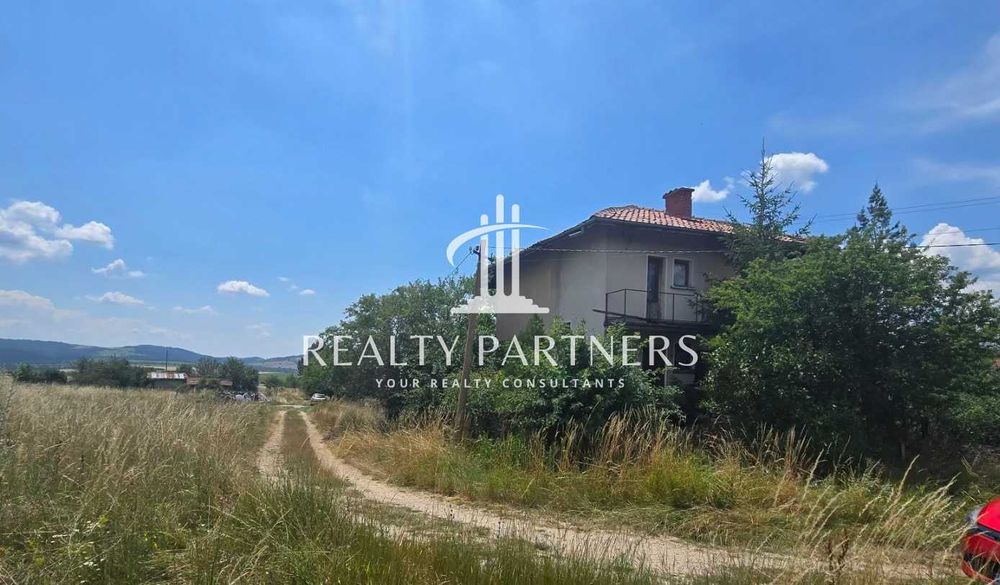 Продава КЪЩА - с. Кошарево, обл. Перник