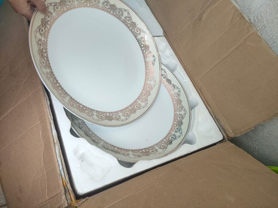 Наьрр посуды сервиз