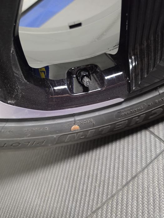 Оригинални 20" джанти Kia EV6 GT-Line + Michelin Pilot Sport EV 255/45 R20 OEM