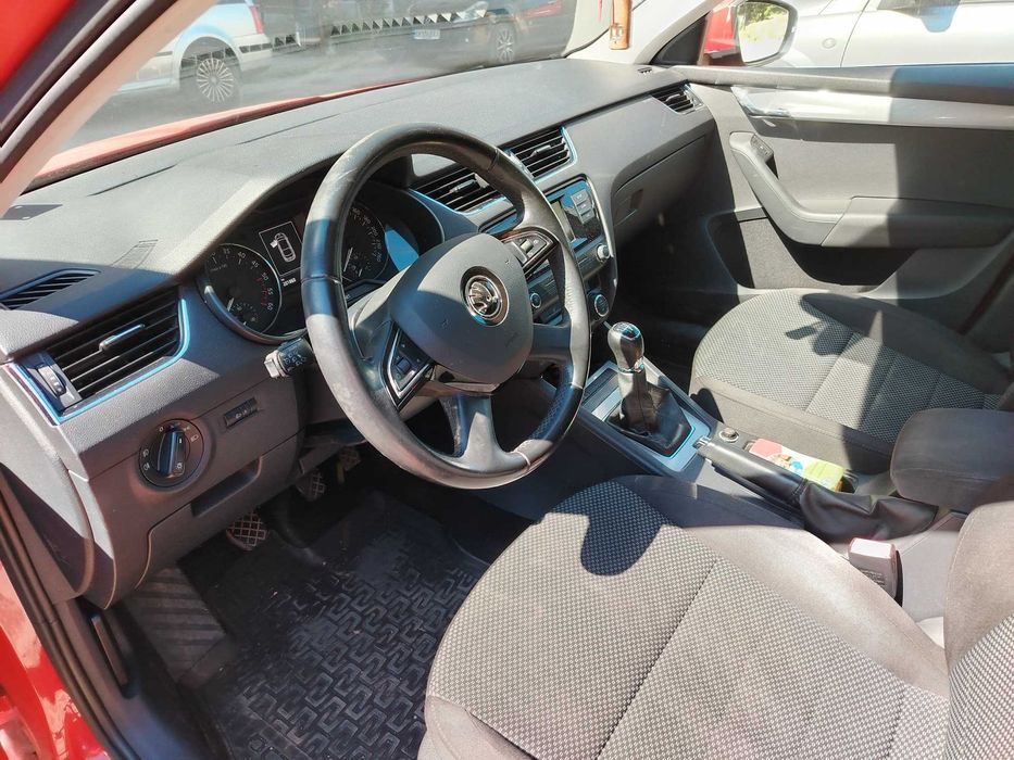 Шкода Октавия 1.6 TDI