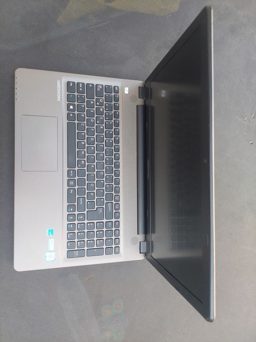 Laptop Medion Akoya i3