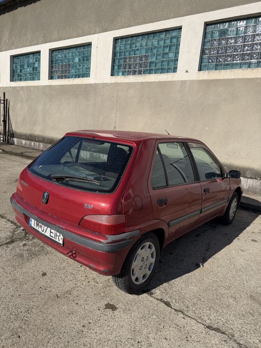 Vând Peugeot 106 1.4 benzina