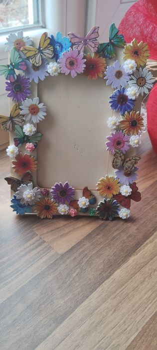 Дървени декорирани рамки за снимки