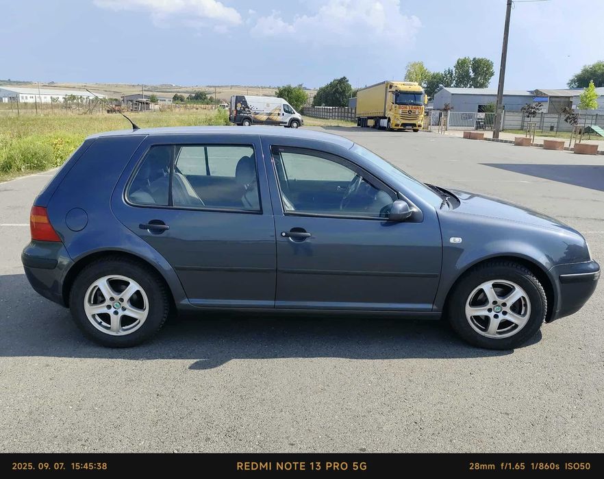 VOLKSWAGEN Golf 2002 — imagine 3