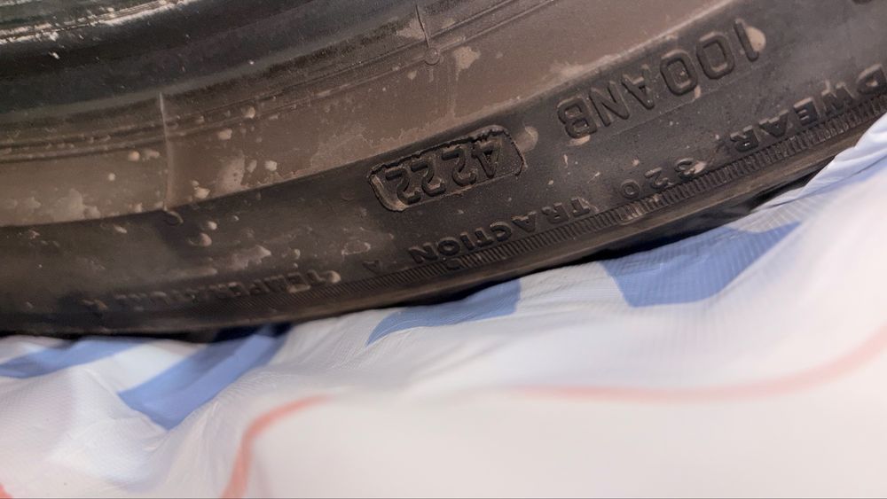 245/40/19 Bridgestone turanza t005