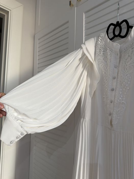 Платье белое миди