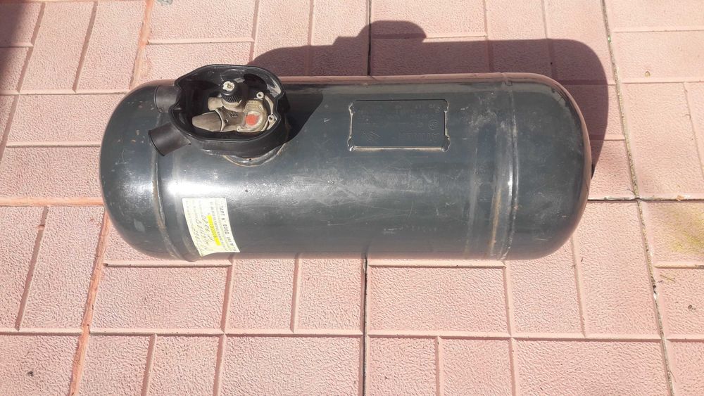 Газова бутилка с дреболиите