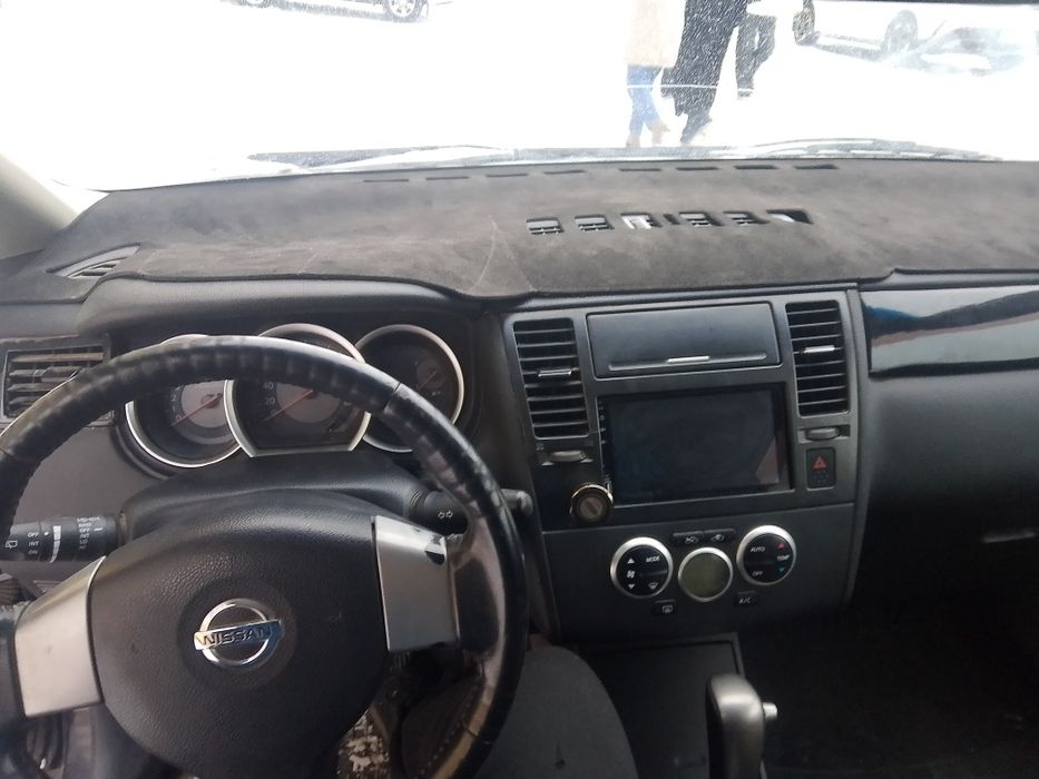 Продам Ниссан тиида