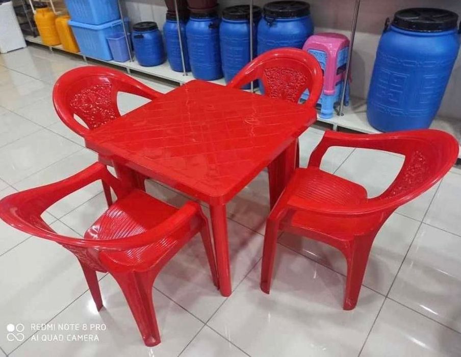 Stol stul plastmassa пластиковые