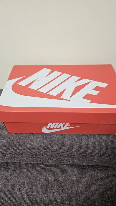 Оригинални кецове Nike