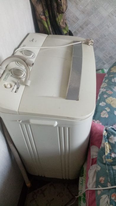 Продам стиральную машинку