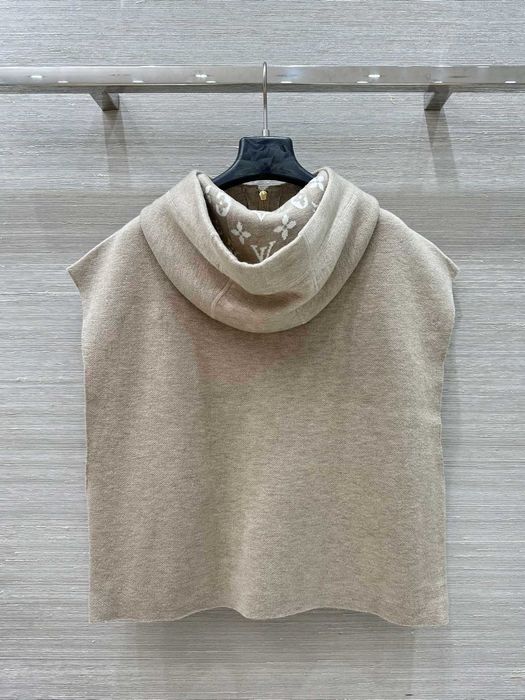 Vesta Louis Vuitton - calitate premium prezentare completa