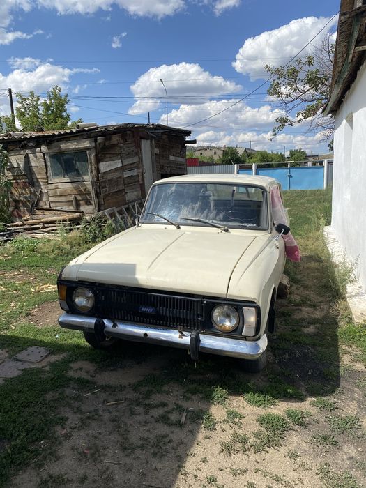 Продается Машина ИЖ КОМБИ