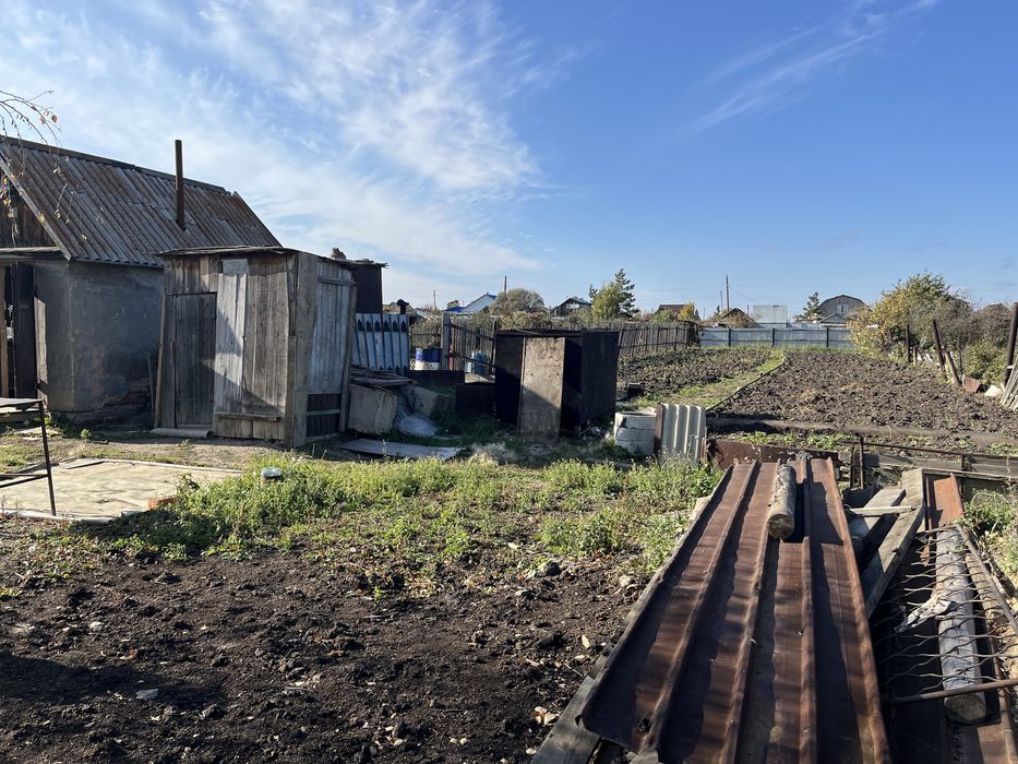 Продам дачу .2 участка.