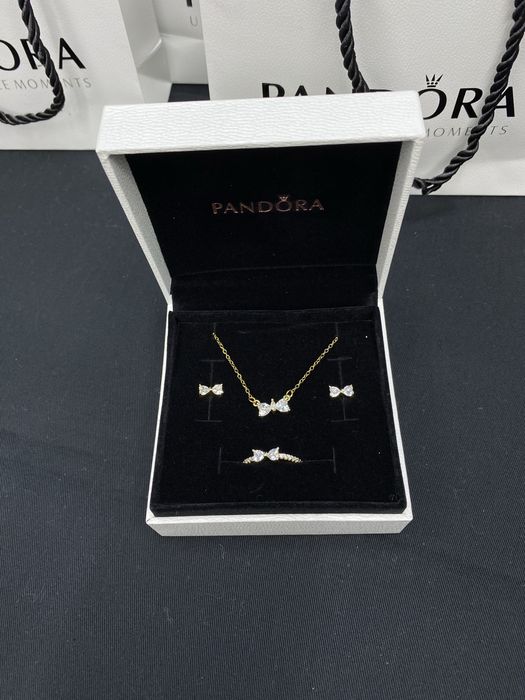 Подарки на 8 марта в стиле Пандора