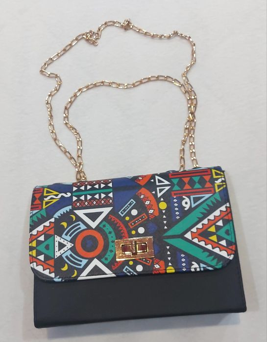 Дамски чанти и раници