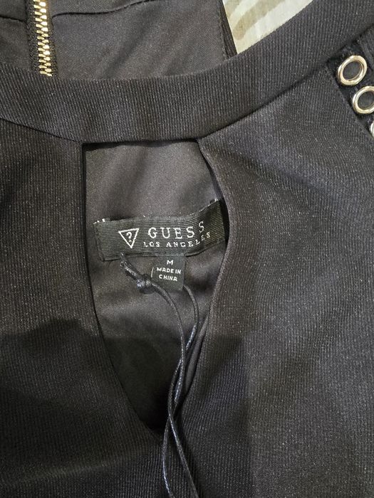 Рокля нова Guess