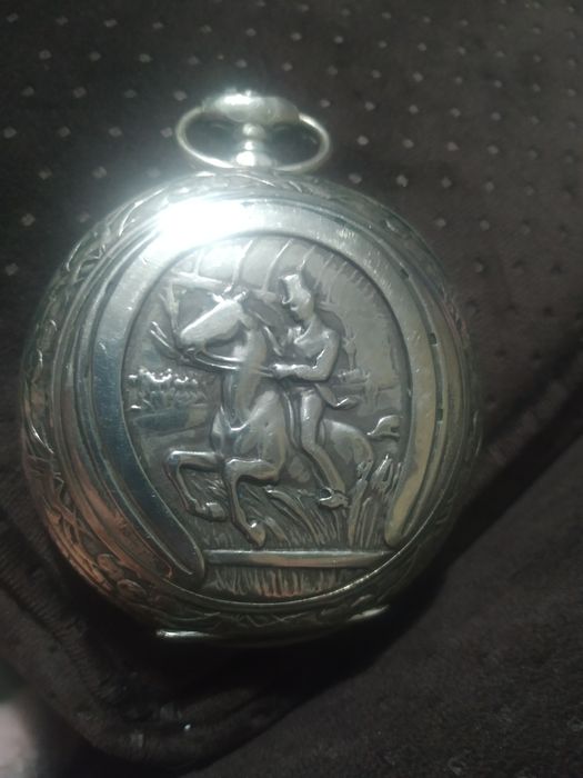 Старинные часы 1905 года