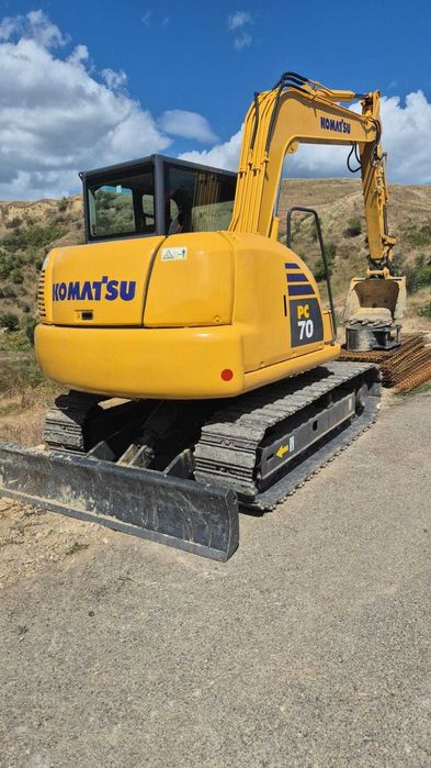 Excavator Komatsu 7 to an 2016