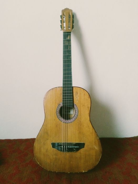 Гитара нукус тахиаташ