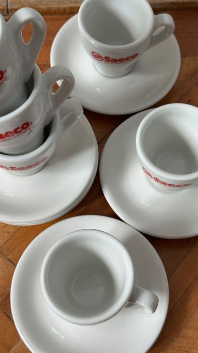 Set 6 cești Saeco cu farfurie