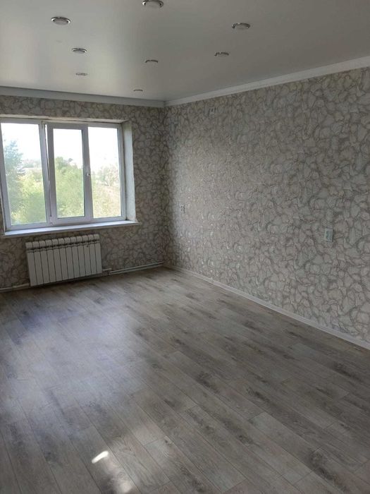 Продам 4х ком н кв  15мкр