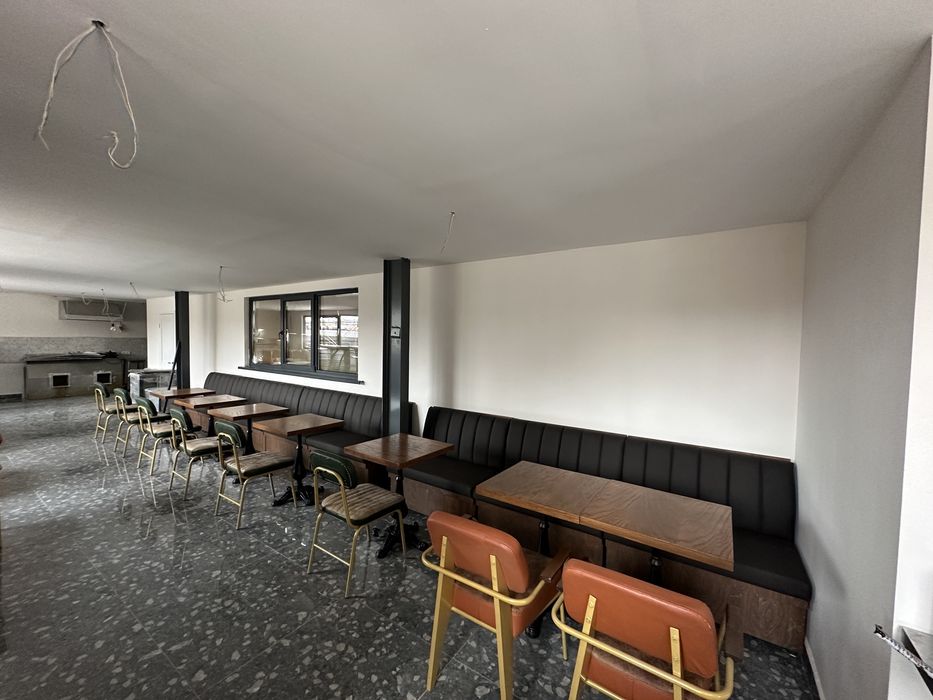 Диваны столы стулья