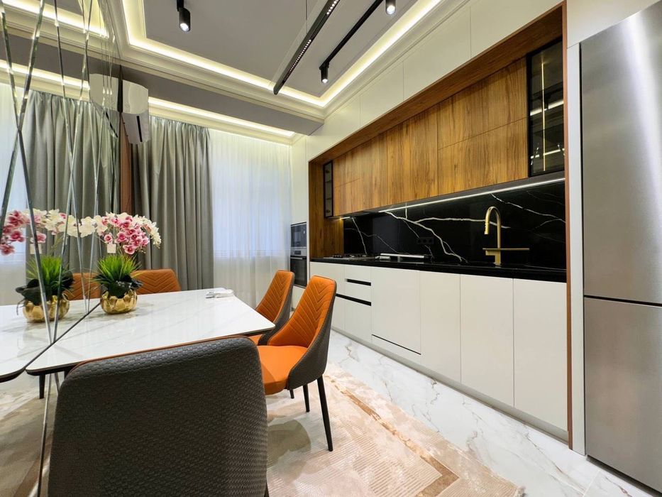 Квартира 4/4/8 ЖК "PARISIEN"  (Парисен)
Golden House 
Яккасарай