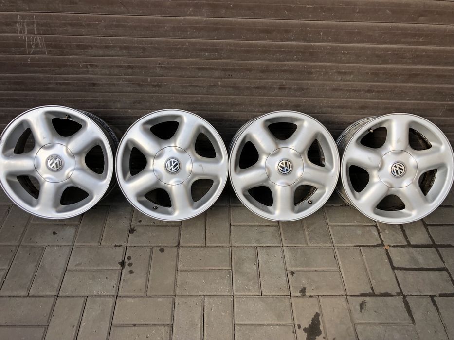 Диски на Фольксваген R15