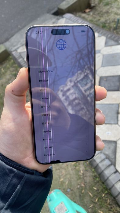 iPhone 16Pro max zapchasge