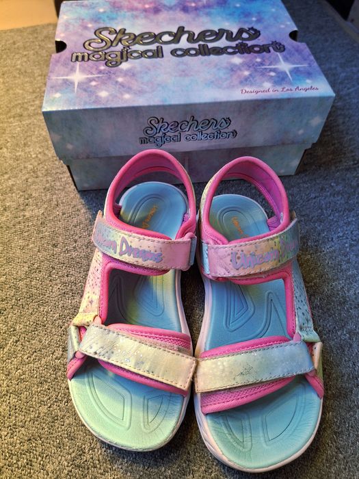 Sandale skechers marimea 31