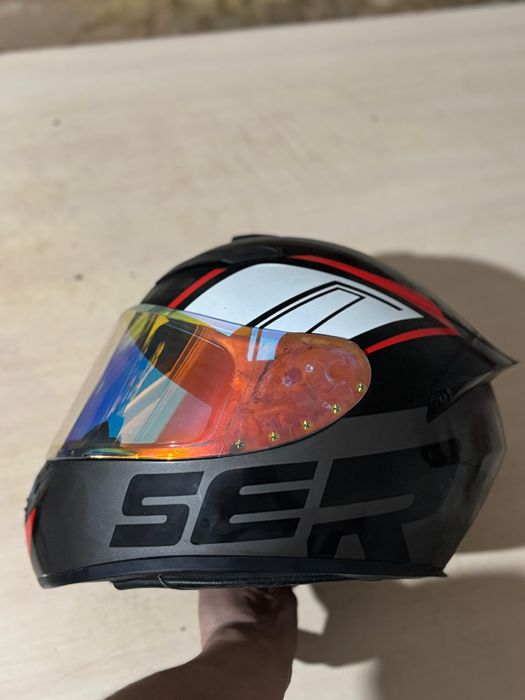 Мотошлем отл состояние