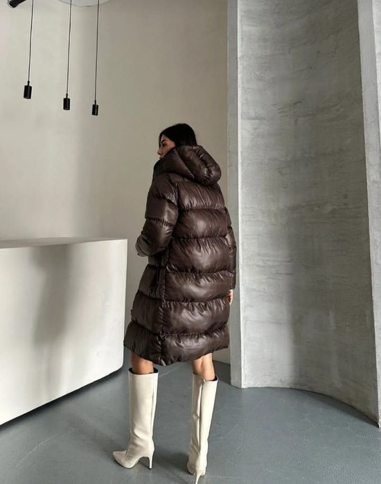 Дамско дълго яке.