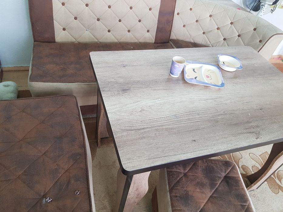 Yumshoq mebel oshxona