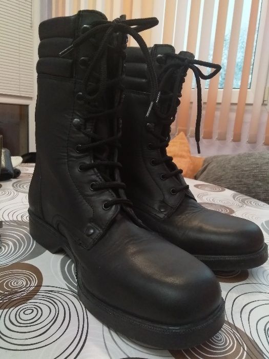 Обувки за лов и риболов,естествена кожа, подметката е шита и лепена