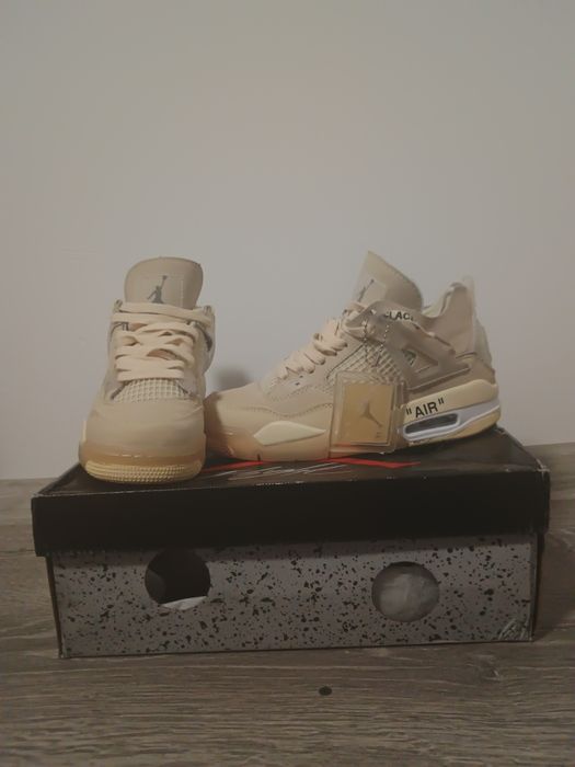 Jordan 4 noi in cutie