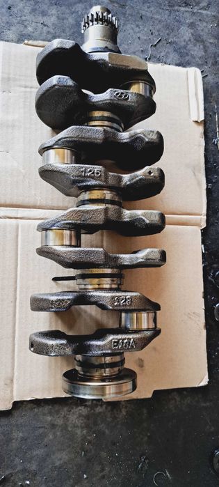 двигател  G4LA  на части глава вал  киа и хюндай