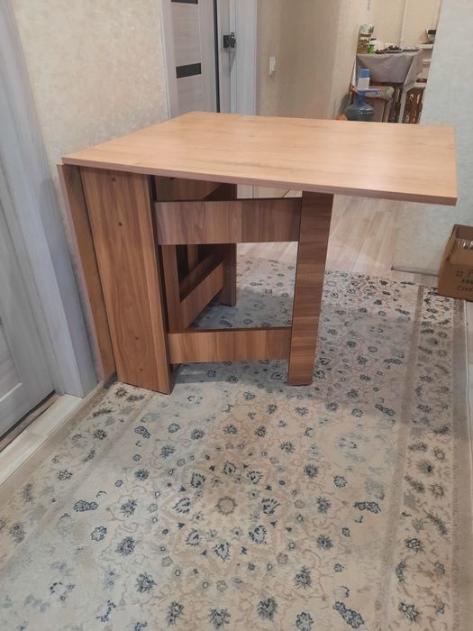 Стол книжка 15000т .