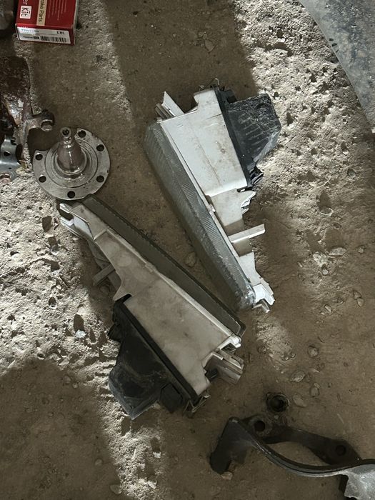 Запчасти ауди 80 б4