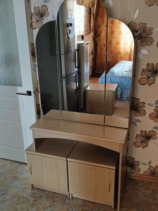 Продам спальный гарнитур Шатура