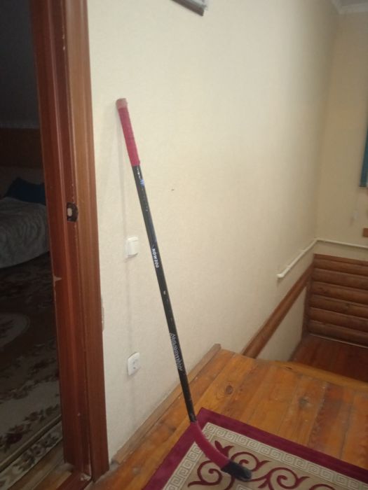 Детская хоккейная клюшка правого хвата