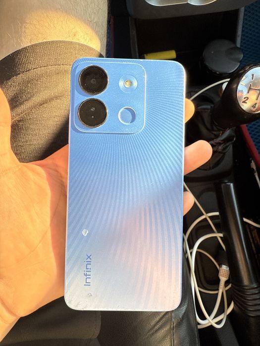 Продам infinix SMART 7 HD