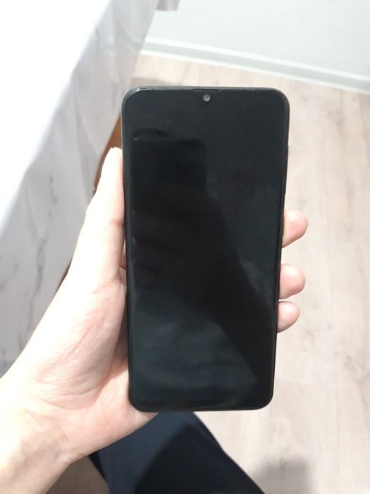 Самсунг А20 часы вместе