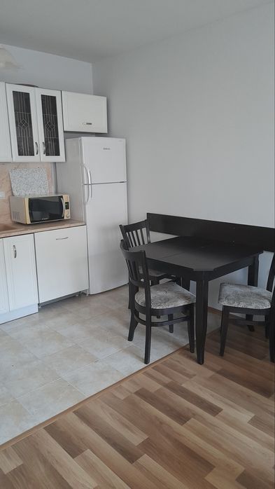 Продава се Двустаен апартамент в Пловдив, Тракия - 75 кв.м за 3 €/кв.м - Снимка #4