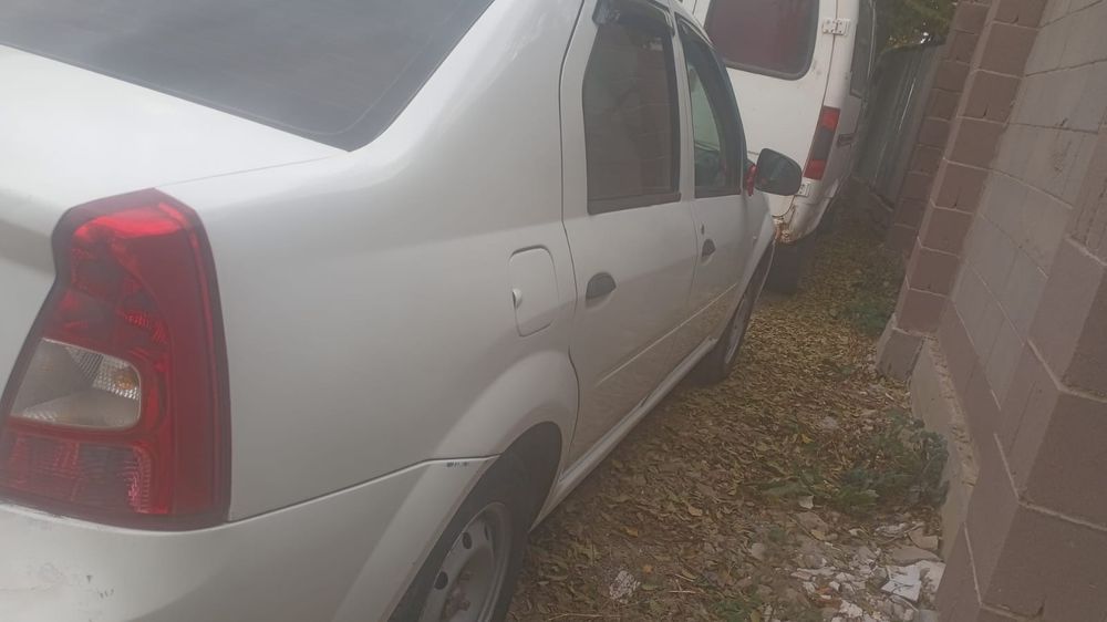 Рено Логан 2014г