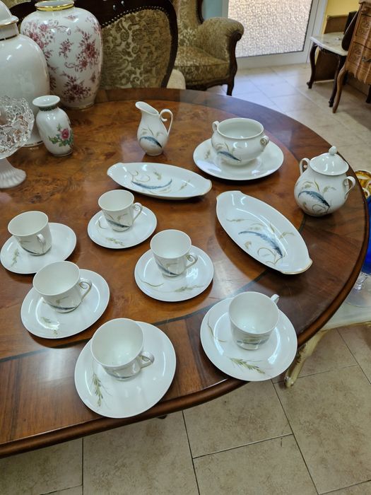 Рядък антикварен френски сервиз за кафе ROYALE D'ARTOIS LIMOGES